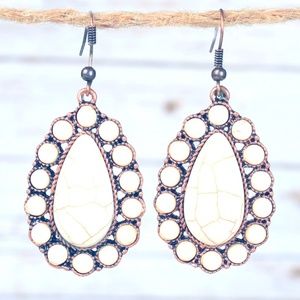 Brand new with tags- Faux cream stone earrings